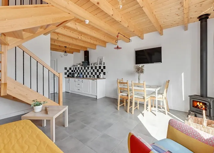 Stodoly Nad Morzem By Downtown * Jastrzębia Góra