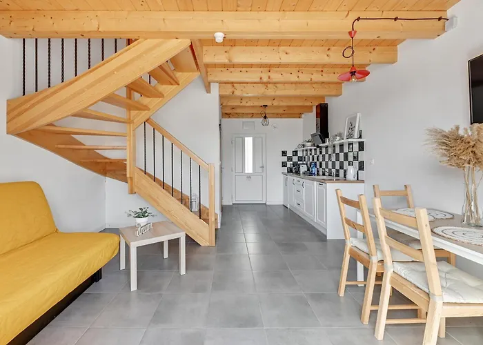 Semesterbostad Stodoly Nad Morzem By Downtown *